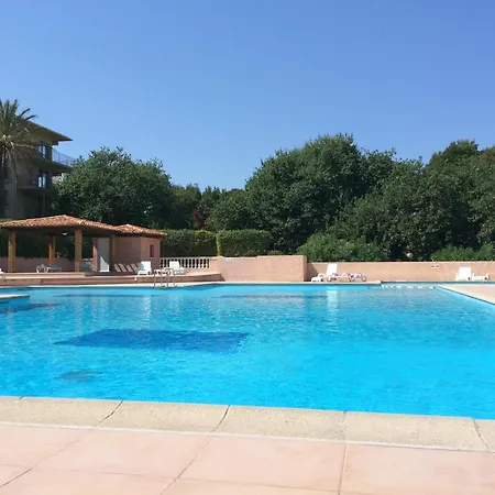 St Tropez Apartment *